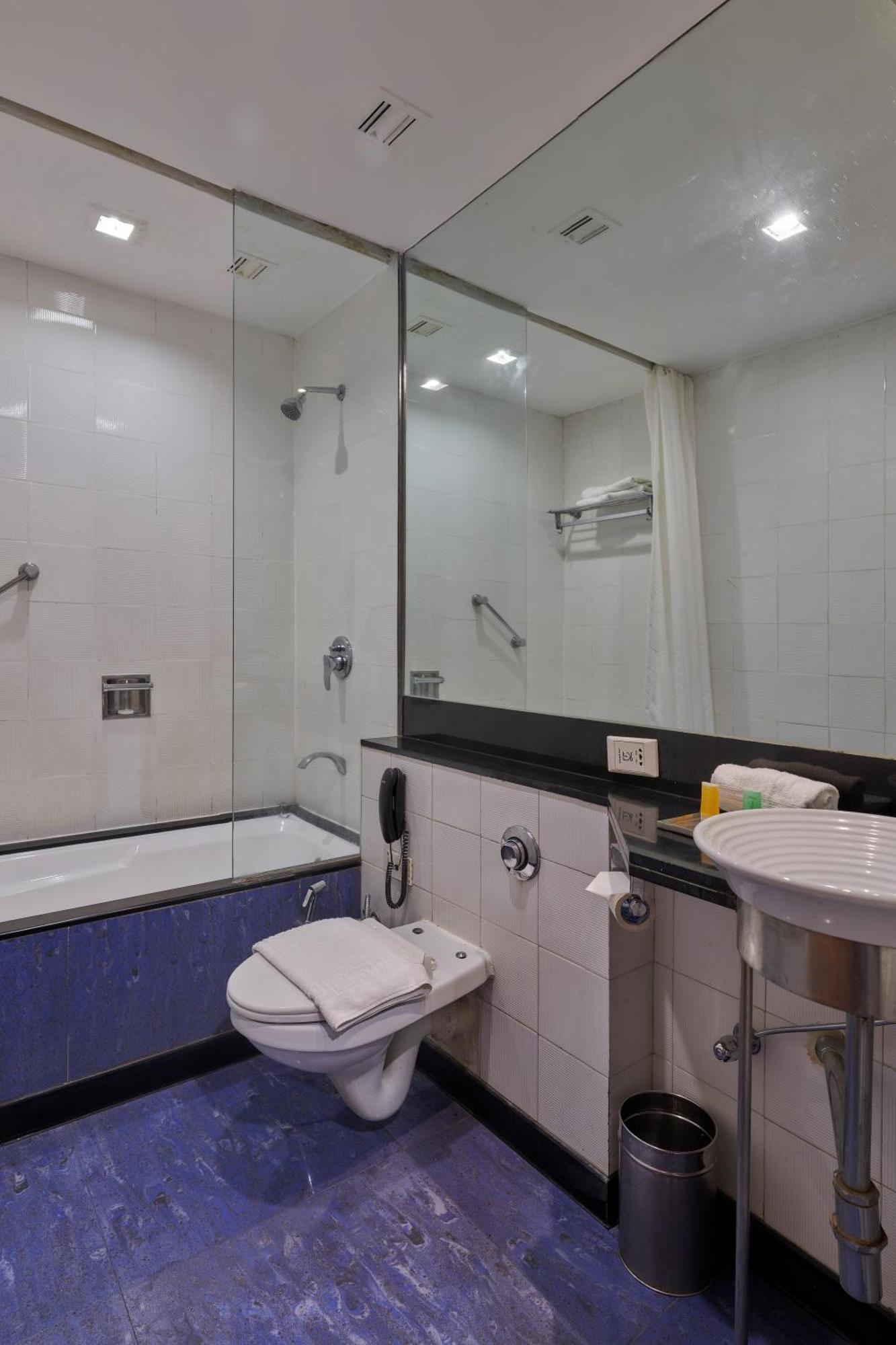 Hotel Studio Estique Pune Exterior photo