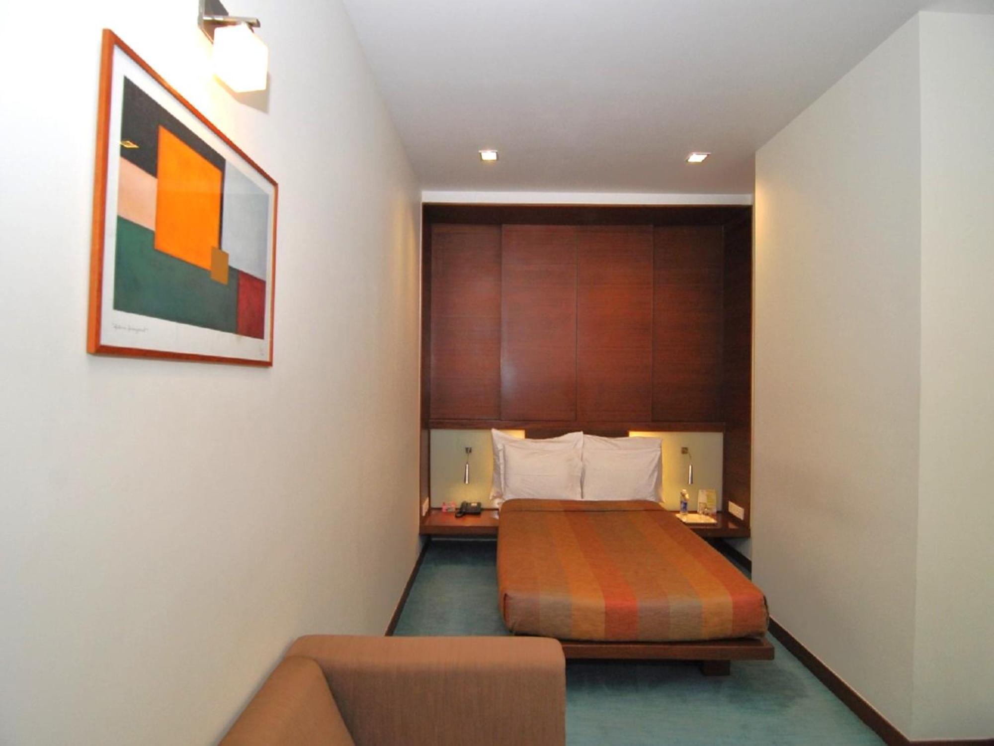 Hotel Studio Estique Pune Exterior photo