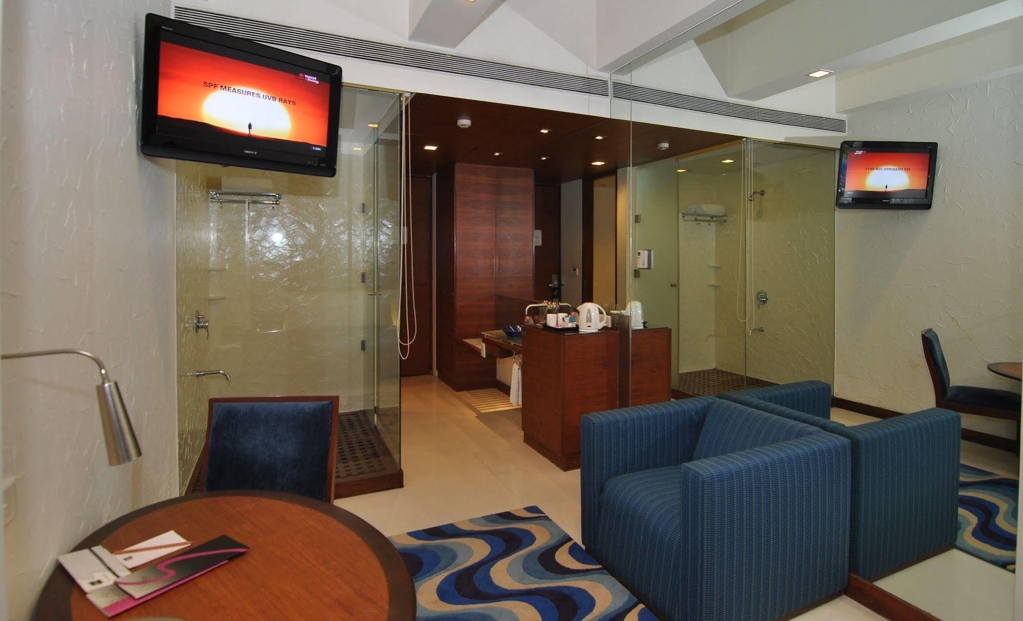 Hotel Studio Estique Pune Exterior photo